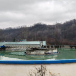 alimentarea cu apa a fost reluata partial in prahova dar autoritatile avertizeaza ca nu este inca potabila 693320eb89582