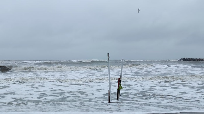 amintiri dintr o alta viata cum a reactionat securitatea cand doi salvamari din mamaia au fost prinsi incercand sa fuga din tara intr o barca pneumatica 69517f8e69b37