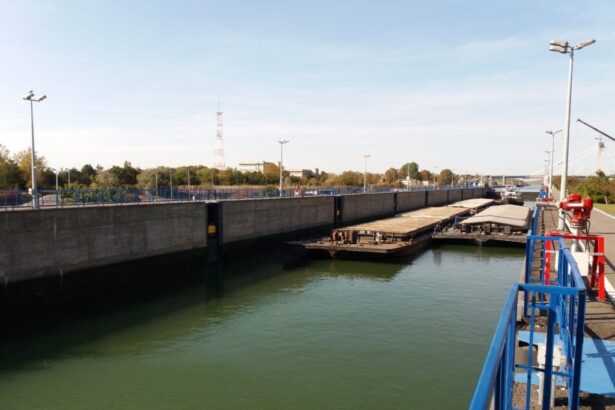 ancheta la canalele navigabile dupa decesul unui sef ecluza cum s a petrecut accidentul si ce declara conducerea 694805832d9fc