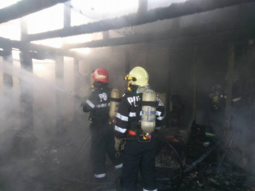 arde o casa in localitatea magura judetul constanta 693fc143ea128