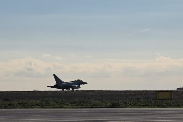 atentie constanteni pilotii de la mihail kogalniceanu efectueaza noi zboruri la joasa altitudine si in regim supersonic in tot judetul ce spun fortele aeriene 693066f036510