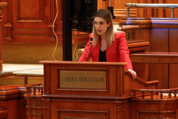 aur a depus motiune simpla impotriva dianei buzoianu prahova sub asediu peste 100 000 de romani fara apa si caldura 69394bab57aa5