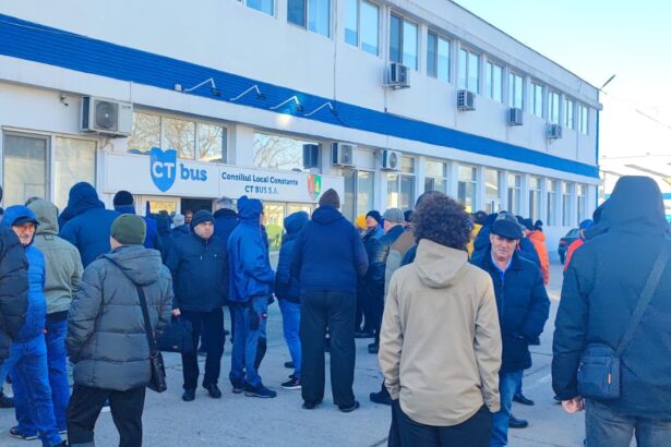 autobuzele ct bus nu circula nici astazi in constanta angajatii continua protestul 69424f448460a