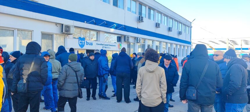 autobuzele ct bus nu circula nici astazi in constanta angajatii continua protestul 69424f448460a