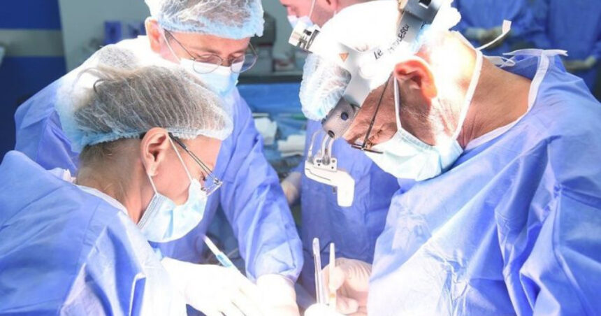 avea dureri puternice dar a amanat vizita la medic ce boala grava avea o femeie si cum a fost tratata 693693613f753