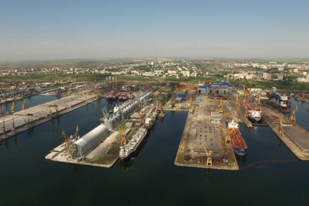 basescu avertizeaza romania risca sa vanda portul constanta portul midia si aeroportul otopeni pentru plata dobanzilor 693fb35289713