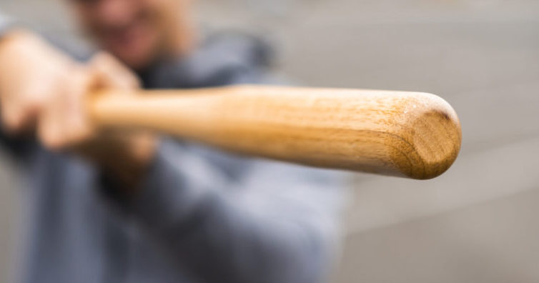 bataie crancena intre doi vecini unul a ajuns la spital celalalt la politie 6952608fa08ff