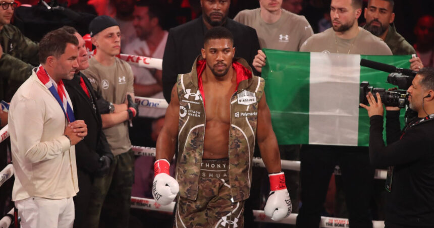 boxerul anthony joshua a fost ranit intr un accident rutier grav in nigeria doua persoane au murit 69528caa9cb13