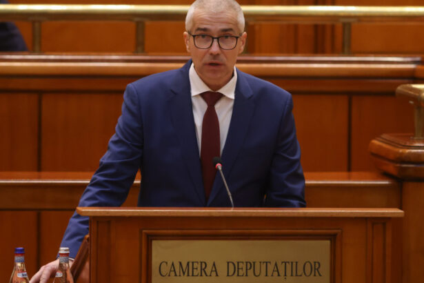 camera deputatilor dezbate motiunea simpla a aur pe justitie ministrul radu marinescu este invitat si la ora guvernului 6948fdd561925