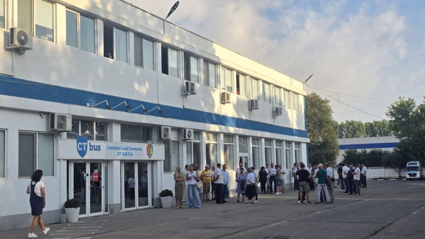 ce spune conducerea ct bus sa despre plata salariilor angajatilor companiei 692eeb486d7c2