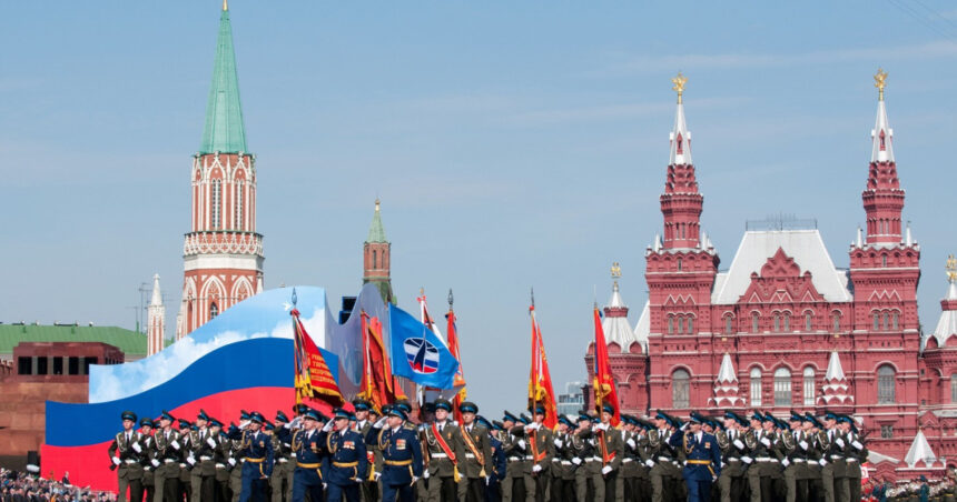 cheltuielile militare ale rusiei au atins un nou record bugetul e de patru ori mai mare ca in 2021 anul premergator razboiului 693aea4517b30