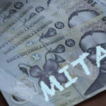 comisar sef de politie prins in flagrant cand primea 10 000 de lei mita in parcarea unui fast food din giurgiu 69334ea13ff7f