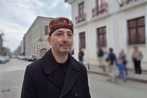 comunitatea armeana din constanta mesaj emotionant de 1 decembrie liviu merdinian ne simtim onorati sa ne aducem contributia cu devotament si demnitate la viata si cultura romaniei 692d6f96a930f