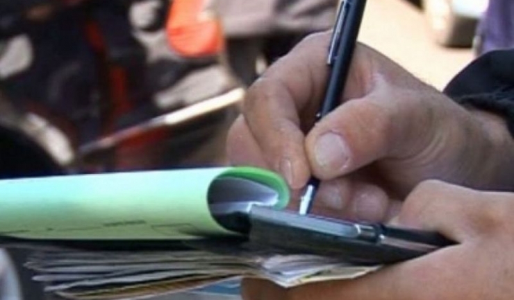 controale in zona aeroporturilor politia transporturi a retras documente auto si autorizatii de