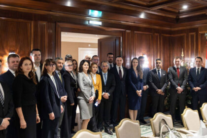 cooperarea economica subiectul cheie la o intalnire dintre reprezentanti guvernamentali si membrii romanian business innovation 69319e53a38ed