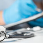 cumulul pensiei cu salariul prelungit de guvern si in 2026 cu prioritate in sanatate si educatie explicatiile lui rogobete 694424ca96d04