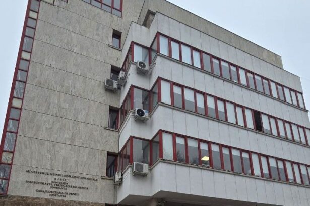 de la 1 ianuarie 2026 platforma revisal nu va mai fi operationala angajatorii sunt invitati sa finalizeze inrolarea in reges online pana la sfarsitul acestui an 693957b43e424