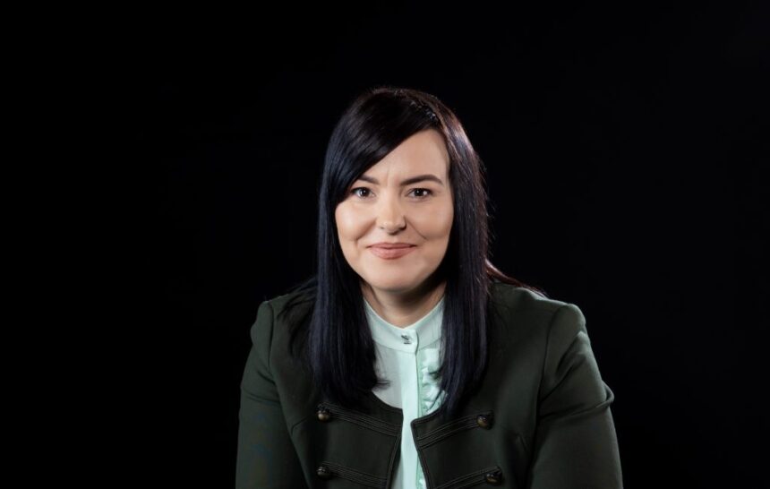 de la emotia lansarii la memoria tiparului reflectii asupra culturii contemporane 69360a3d75e69