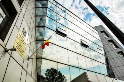 detalii din dosar un membru al familiei fostului sef al agentiei fondului pentru mediu condamnat cu executare la constanta 69325657c7318