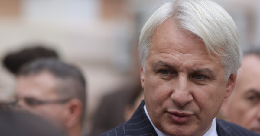 eugen teodorovici s a retras din cursa pentru primaria capitalei 692fff5ad09e5