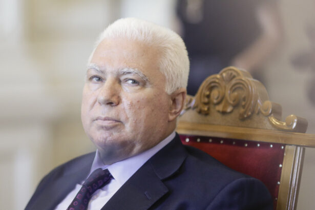 exclusiv este fara precedent ce spune un fost judecator ccr despre cererea de amanare in dosarul pensiilor speciale 6952547763363