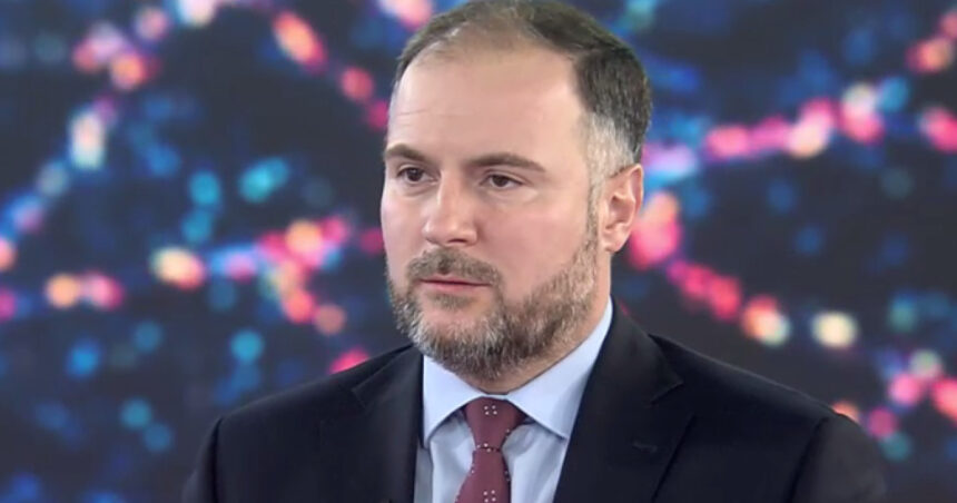 exclusiv rares hopinca primarul psd al sectorului 2 este cazul ca doamna ministru buzoianu sa plece trebuie sa existe o raspundere politica 69388a1068871