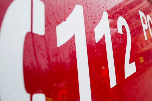 explozie intr un bloc din onesti doi oameni au fost raniti 694e27a97eac4