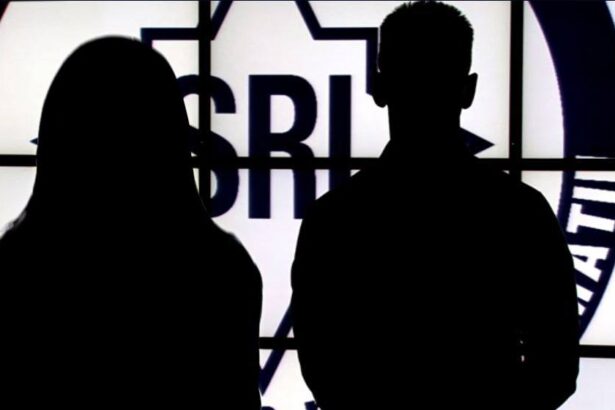 fost angajat sri condamnat pentru divulgarea informatiilor secrete de stat vezi aici ce pedeapsa a primit si ce acuzatii fac procurorii diicot 6945318e6aaf9