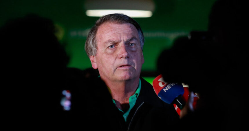 fostul presedinte brazilian bolsonaro a fost supus unei interventii pentru crizele de sughit 6950fbe28b3d5