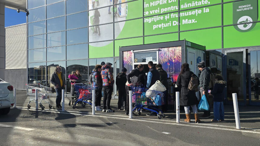 foto adio pocnitori si petarde constantenii stau coada pentru artificii pe bat si moristi de sol 69551553e9a7c