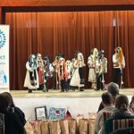 foto clubul rotary cetatea tomis bucurii pentru copiii din centrul de zi agigea centrul orizont lumina si din casele de tip familial din lumina daruri pregatite cu grija le au adus zambetul pe chip 694bde25b730d