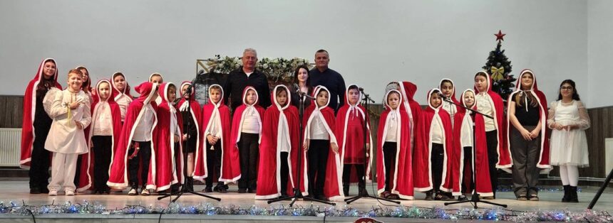 foto magia craciunului adusa de copiii din nicolae balcescu si dorobantu 69465fed13210