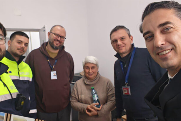 foto o femeie care calatorea cu autocarul spre bulgaria a fost uitata intr o statie peco din judetul constanta 693160803e853