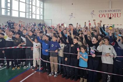 foto primaria orasului ovidiu a organizat prima editie a campionatului de kendama 69329cd936d0f