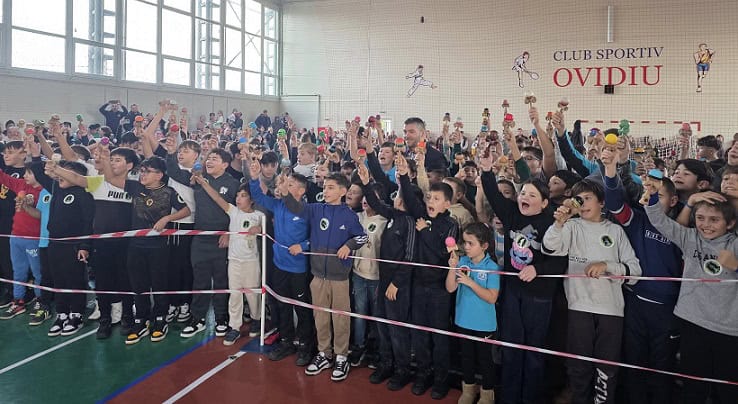foto primaria orasului ovidiu a organizat prima editie a campionatului de kendama 69329cd936d0f