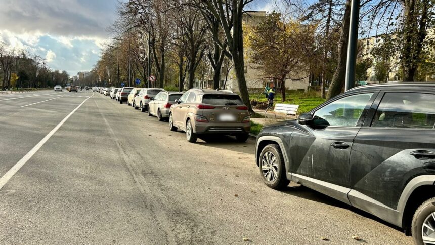foto sc confort urban srl continua montarea separatorilor de trafic pe bulevardul alexandru lapusneanu iata unde se vor executa lucrari saptamana viitoare 69318e3426e5e