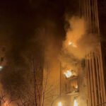 galerie foto atac cu drona in ucraina sapte victime dupa lovirea unui bloc in okhtyrka rusia revendica o noua cucerire in zaporojie 6936eb3b26bd5