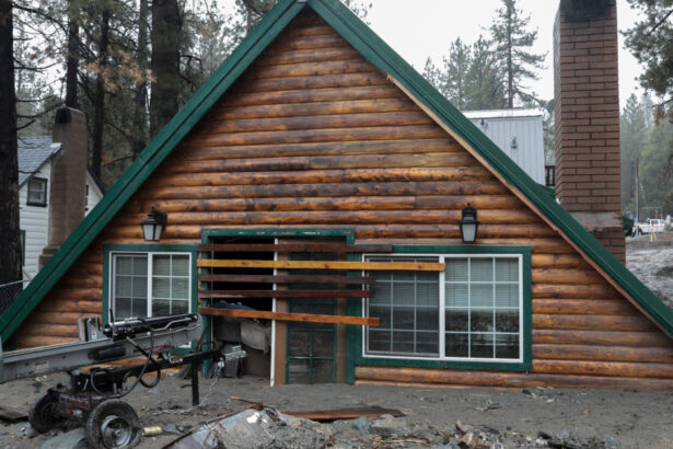 galerie foto ploile torentiale si inundatiile au devastat sudul californiei zeci de case ingropate in noroi si drumuri blocate 694fe2a2d7887