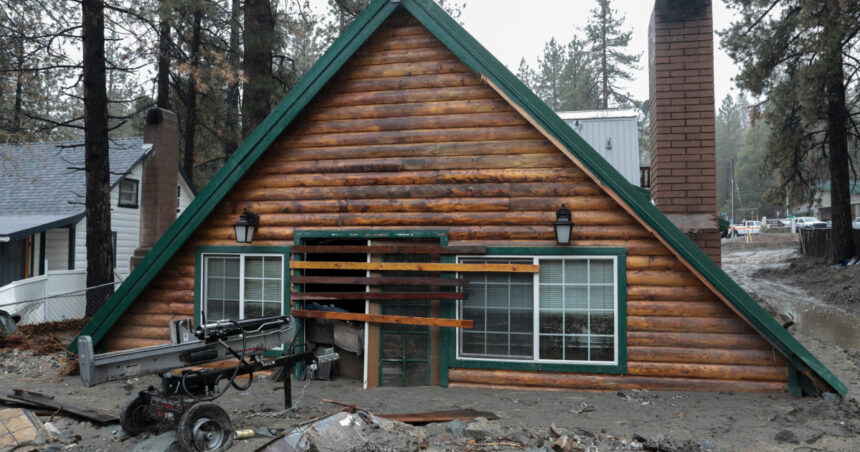 galerie foto ploile torentiale si inundatiile au devastat sudul californiei zeci de case ingropate in noroi si drumuri blocate 694fe2a2d7887