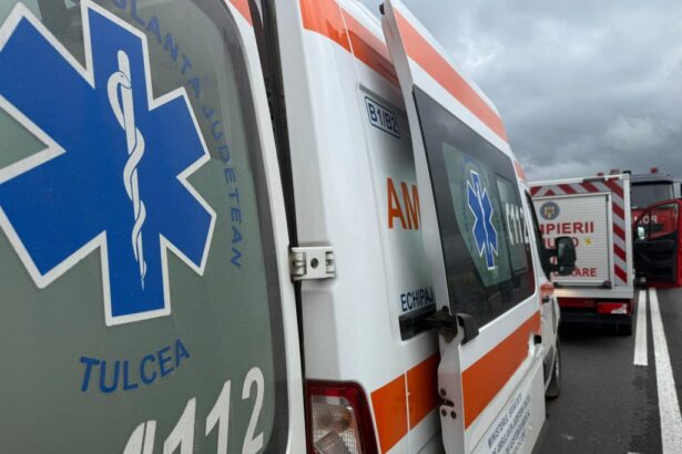 groaznic accident de munca in portul constanta doua persoane au murit dupa ce un utilaj ar fi cazut peste ele 6954e0724e450