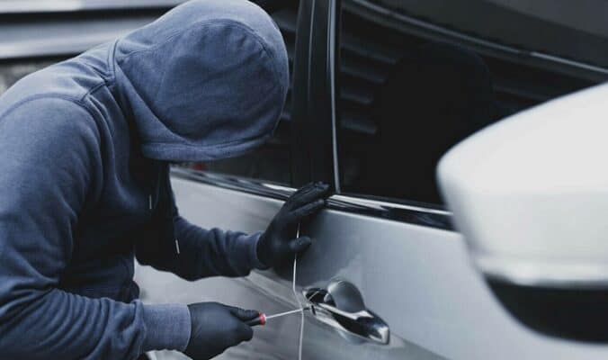 hot din autoturisme retinut de anchetatorii constanteni 6943ee0498c0d