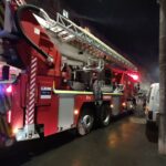 incendiu in portul mangalia in toiul noptii pompierii au intervenit cu autoscara smurd ul si mai multe autospeciale de stingere 694b8642733b9