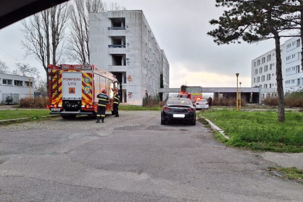 incendiu la cladirea unui hotel din zona cazinoului din mamaia intervin mai multe echipaje de pompieri 693ecb4c3fa81