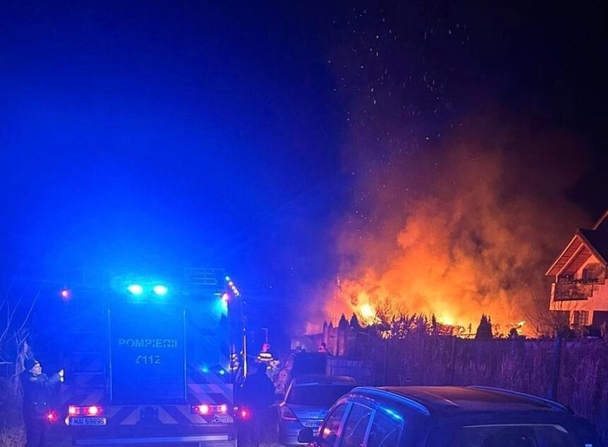 incendiu la o casa din harsova de la ce a pornit focul 6952ed3b3089a