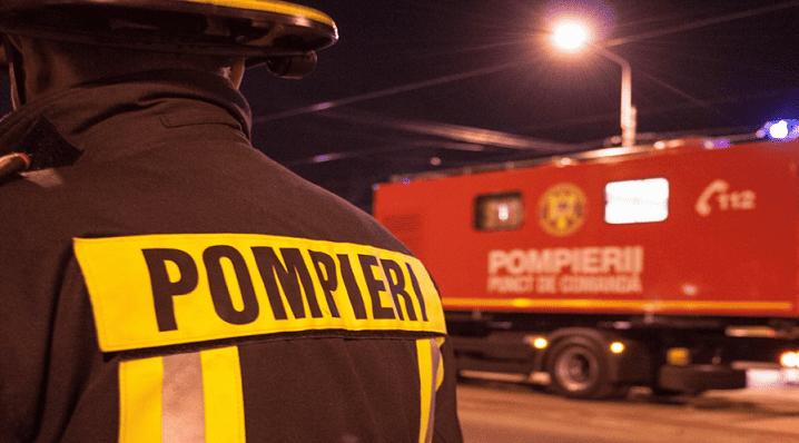 incendiu la o magazie in incinta portului mangalia 694e3e4692422