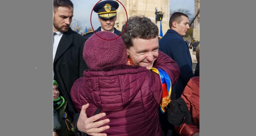 ionut spp istul care a starnit furori pe internet a revenit langa presedintele nicusor dan 692df8aa7fe9b