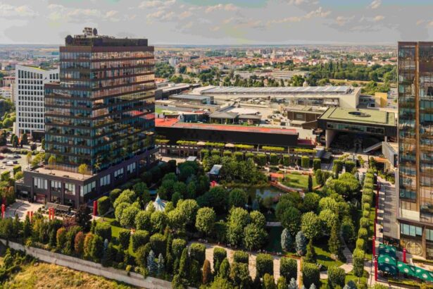 iulius a publicat raportul de sustenabilitate 2024 energie 100 verde in activele operationale si o abordare noua in regenerare urbana 69301d2591950