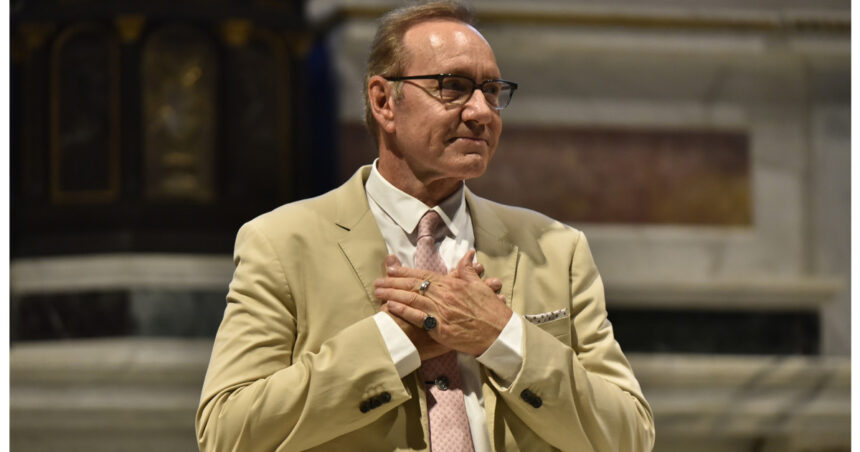 kevin spacey revine pe ecrane intr un serial de televiziune cand va fi lansata productia italiana 694483b2c7337