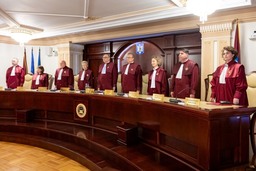 la a treia incercare curtea constitutionala ar putea lua azi o decizie in cazul pensiilor magistratilor la sedinta de duminica judecatorii sustinuti de psd au parasit sala 695221531d047