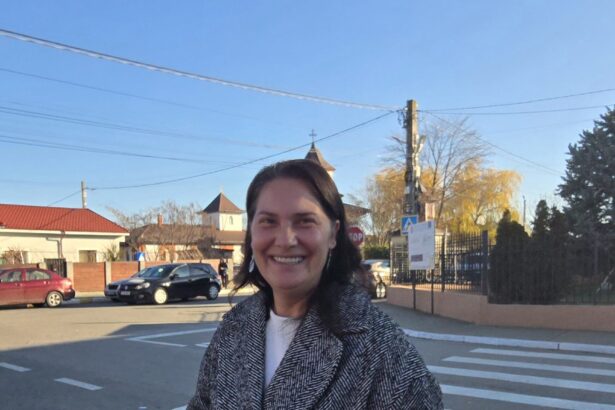 mesajul primarului comunei valu lui traian iulia iurea de 1 decembrie romania e construita din oameni harnici si uniti valu lui traian face parte din aceasta poveste 692d688862402